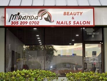 Mirandas Beauty and Nails Salon Front